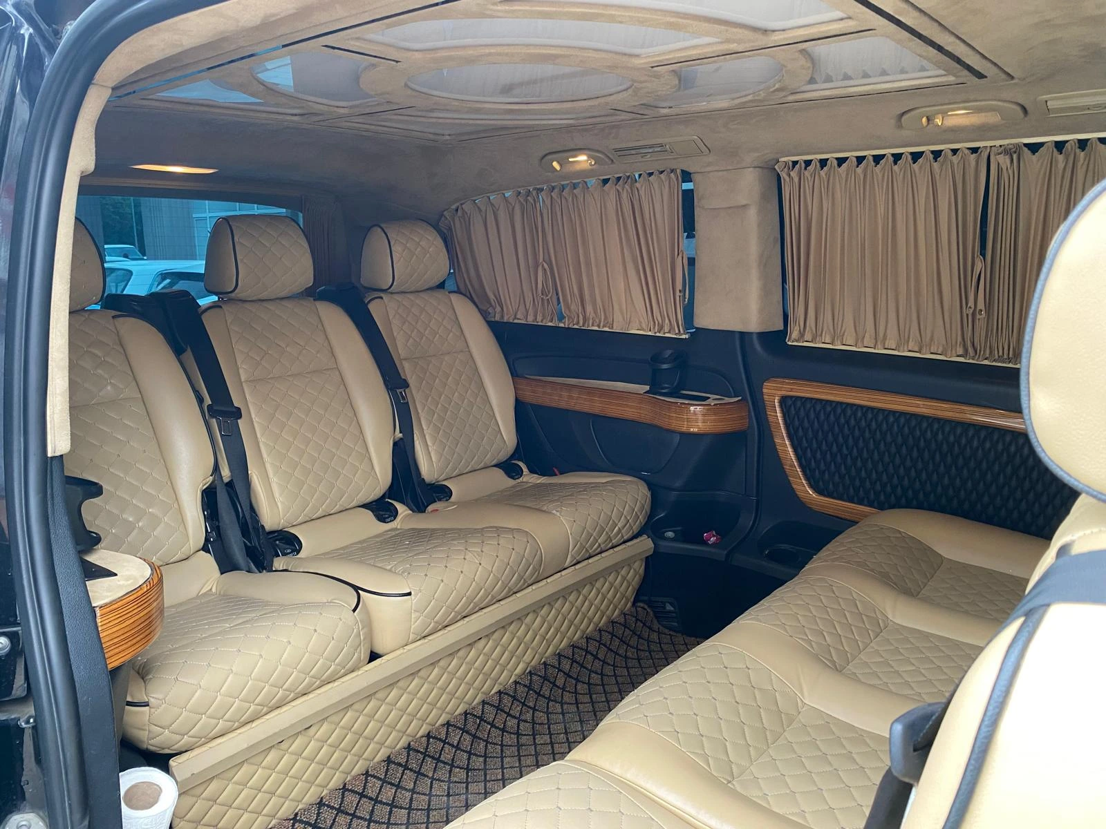 Mercedes Vito VIP - wnętrze